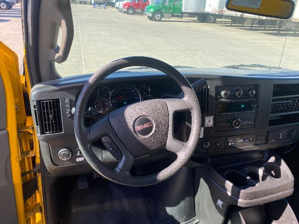Light Duty Box Truck-Light and Medium Duty Trucks-GMC-2021-Savana G33903-Monroe-LA-98,981\n\t\tmiles-$ 26,500 - Image 18