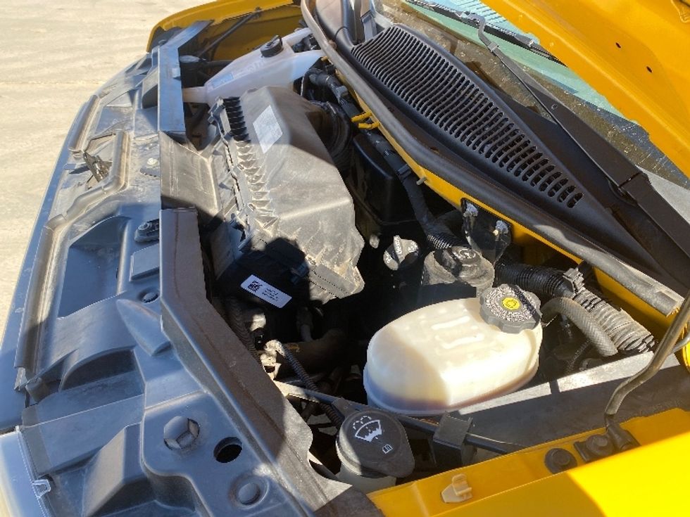 Light Duty Box Truck-Light and Medium Duty Trucks-GMC-2021-Savana G33903-Monroe-LA-98,981\n\t\tmiles-$ 26,500 - Image 24