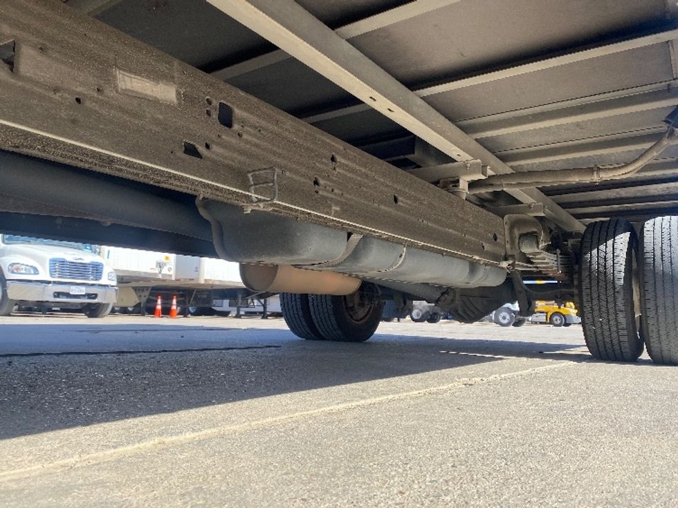 Light Duty Box Truck-Light and Medium Duty Trucks-GMC-2021-Savana G33903-Monroe-LA-98,981\n\t\tmiles-$ 26,500 - Image 5