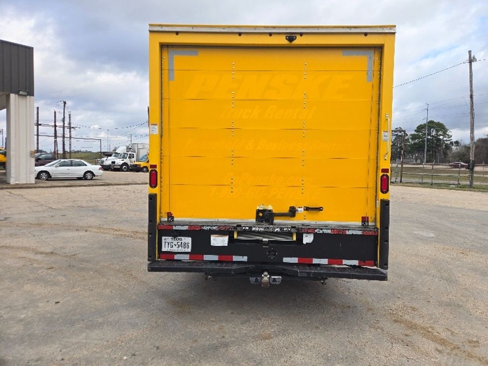 Light Duty Box Truck-Light and Medium Duty Trucks-GMC-2021-Savana G33903-Monroe-LA-98,981\n\t\tmiles-$ 26,500 - Image 7