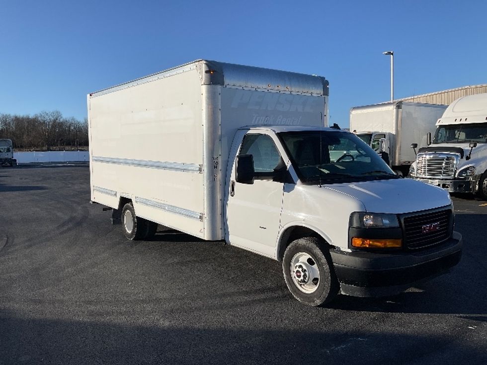 Light Duty Box Truck-Light and Medium Duty Trucks-GMC-2021-Savana G33903-Monroe-OH-108,357\n\t\tmiles-$ 27,750 - Image 1