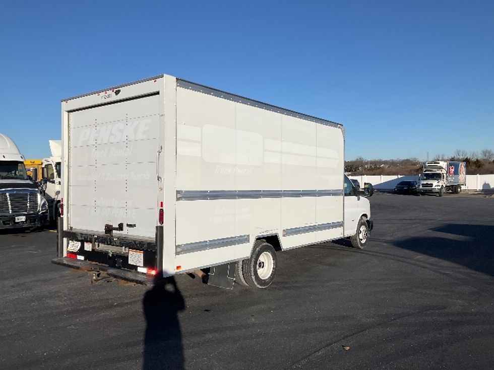 Light Duty Box Truck-Light and Medium Duty Trucks-GMC-2021-Savana G33903-Monroe-OH-108,357\n\t\tmiles-$ 27,750 - Image 12