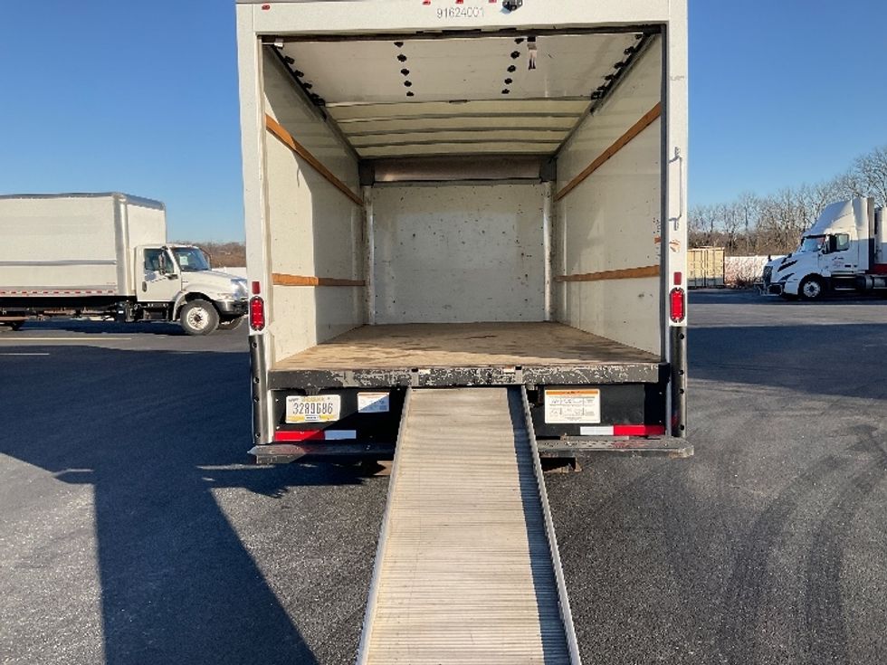 Light Duty Box Truck-Light and Medium Duty Trucks-GMC-2021-Savana G33903-Monroe-OH-108,357\n\t\tmiles-$ 27,750 - Image 8