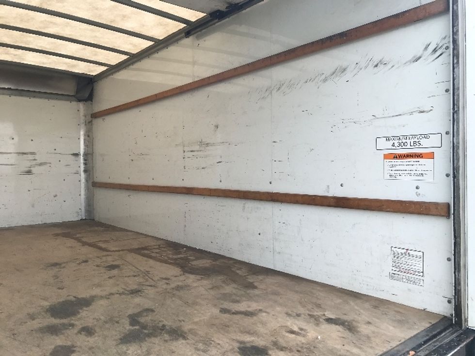 Light Duty Box Truck-Light and Medium Duty Trucks-GMC-2021-Savana G33903-Montgomery-AL-104,768\n\t\tmiles-$ 31,000 - Image 12