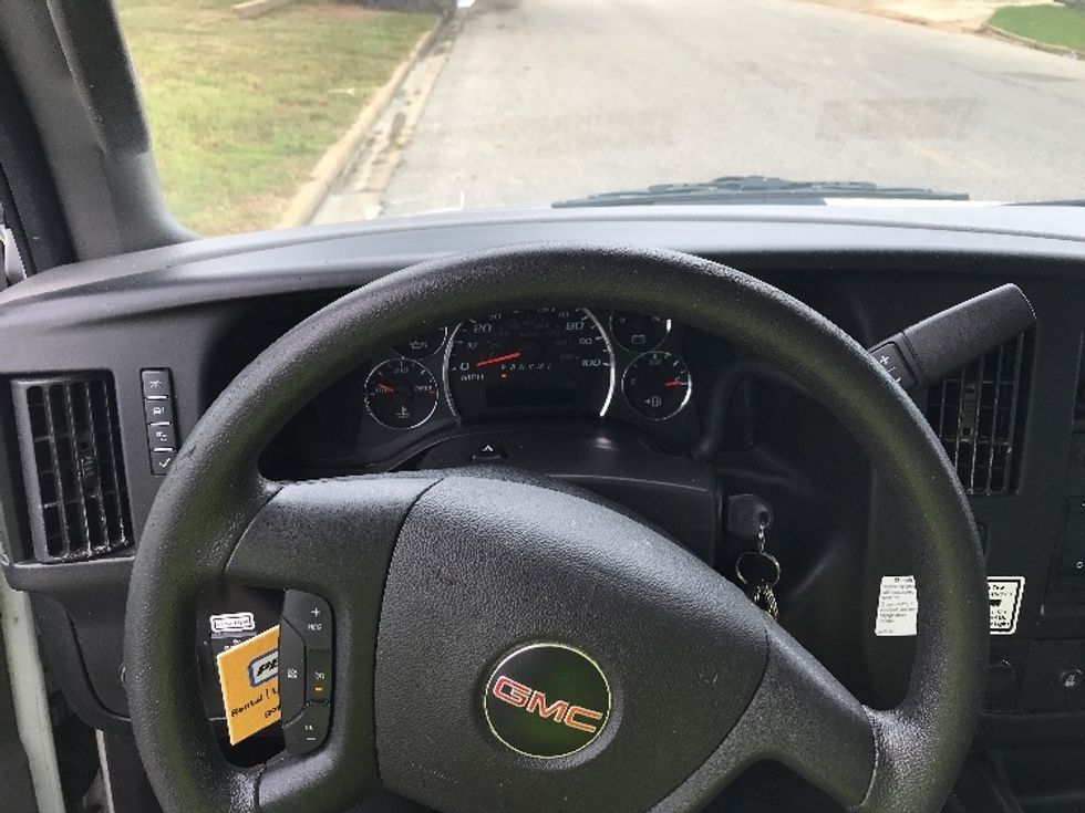 Light Duty Box Truck-Light and Medium Duty Trucks-GMC-2021-Savana G33903-Montgomery-AL-104,768\n\t\tmiles-$ 31,000 - Image 18