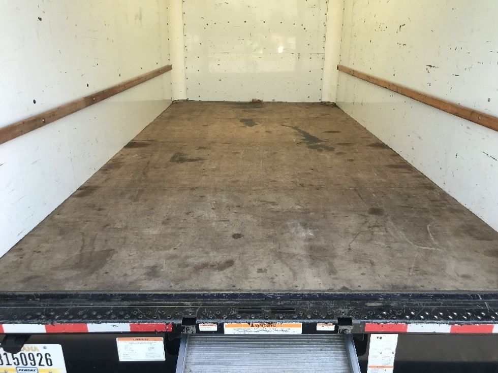 Light Duty Box Truck-Light and Medium Duty Trucks-GMC-2021-Savana G33903-Montgomery-AL-107,412\n\t\tmiles-$ 27,750 - Image 10