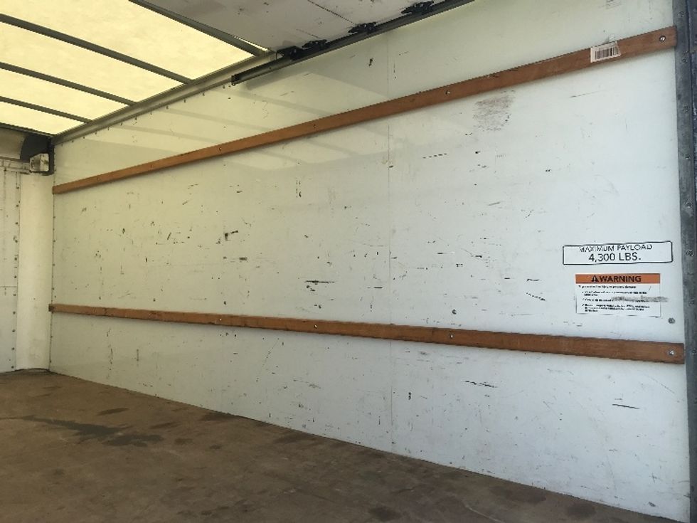 Light Duty Box Truck-Light and Medium Duty Trucks-GMC-2021-Savana G33903-Montgomery-AL-107,412\n\t\tmiles-$ 27,750 - Image 12
