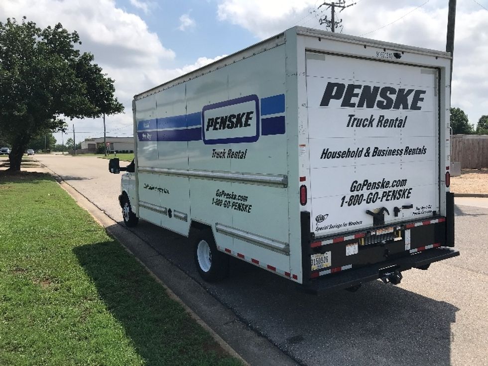 Light Duty Box Truck-Light and Medium Duty Trucks-GMC-2021-Savana G33903-Montgomery-AL-107,412\n\t\tmiles-$ 27,750 - Image 6