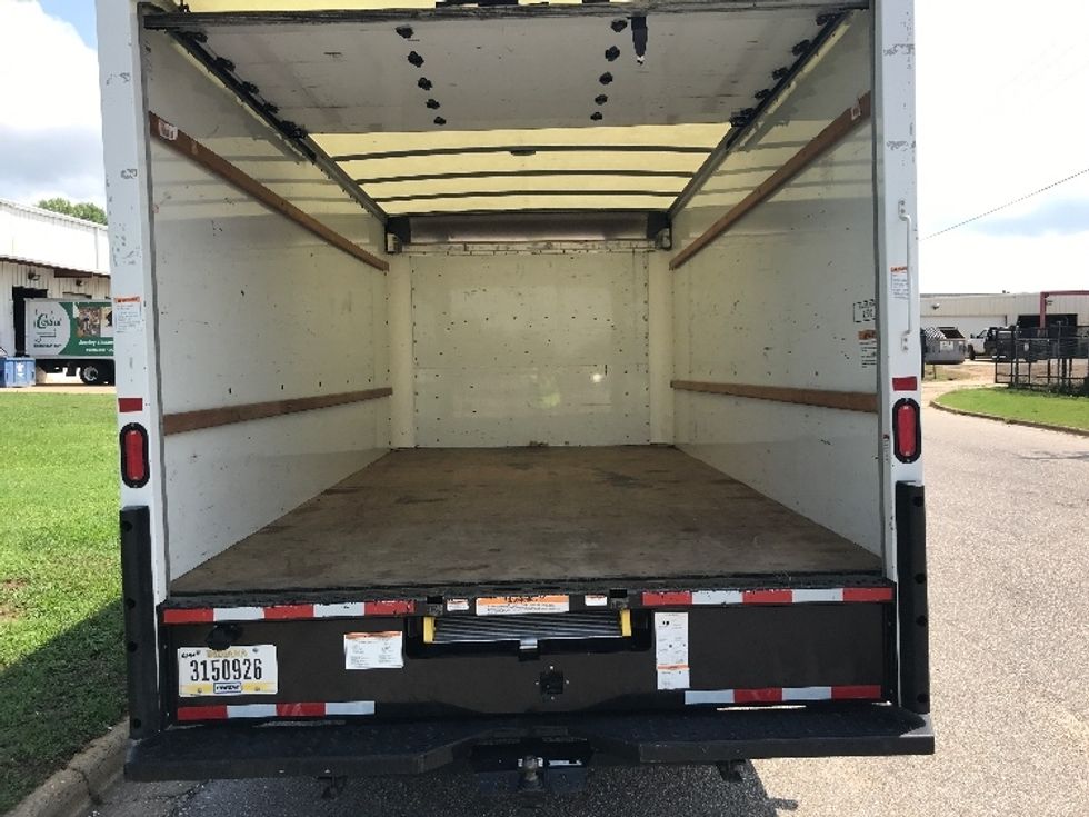 Light Duty Box Truck-Light and Medium Duty Trucks-GMC-2021-Savana G33903-Montgomery-AL-107,412\n\t\tmiles-$ 27,750 - Image 8