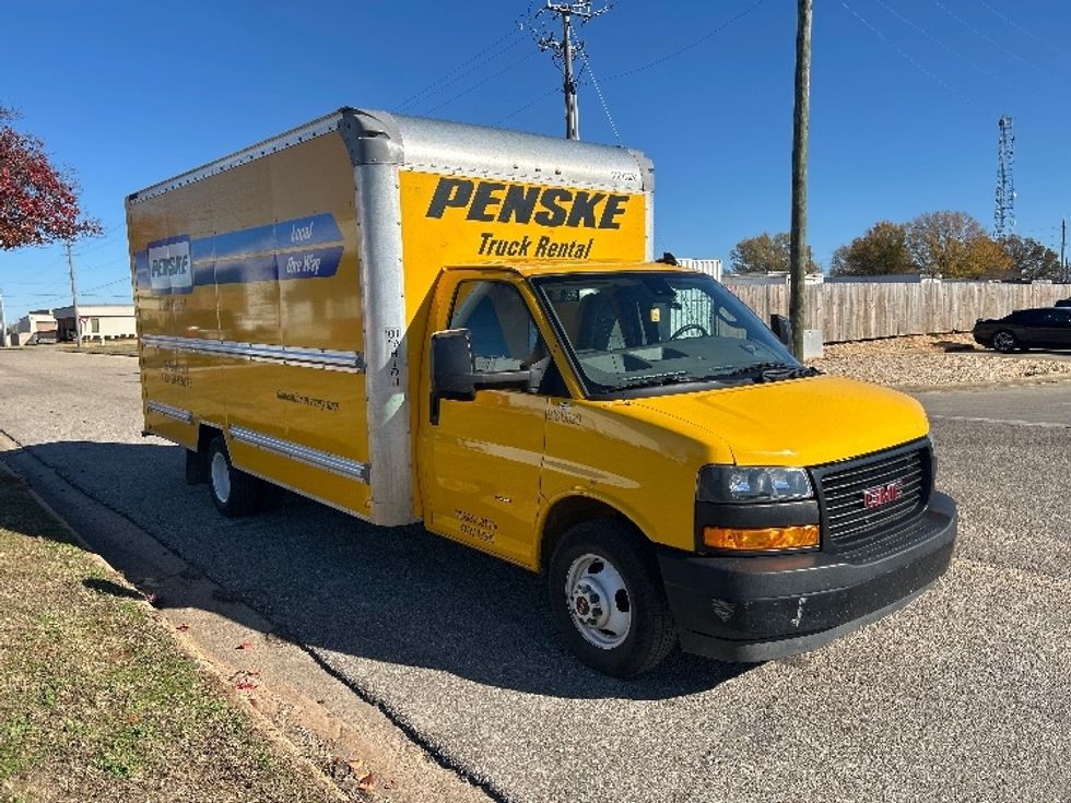 Light Duty Box Truck-Light and Medium Duty Trucks-GMC-2021-Savana G33903-Montgomery-AL-108,055\n\t\tmiles-$ 26,500 - Image 1