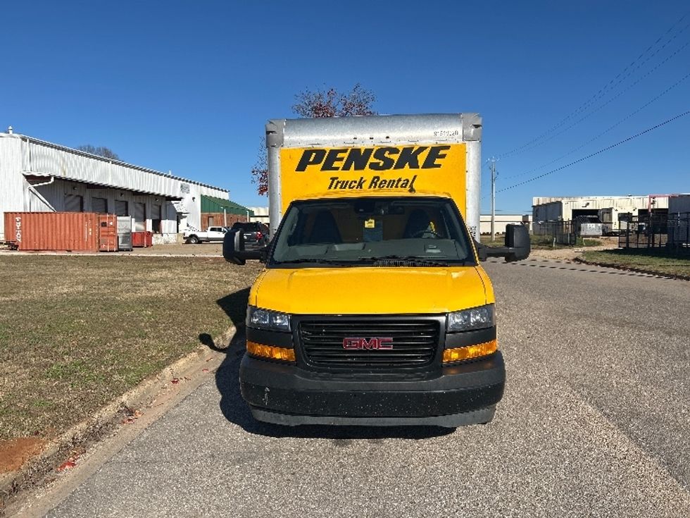 Light Duty Box Truck-Light and Medium Duty Trucks-GMC-2021-Savana G33903-Montgomery-AL-108,055\n\t\tmiles-$ 26,500 - Image 2