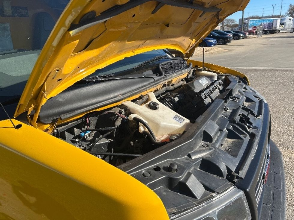 Light Duty Box Truck-Light and Medium Duty Trucks-GMC-2021-Savana G33903-Montgomery-AL-108,055\n\t\tmiles-$ 26,500 - Image 23