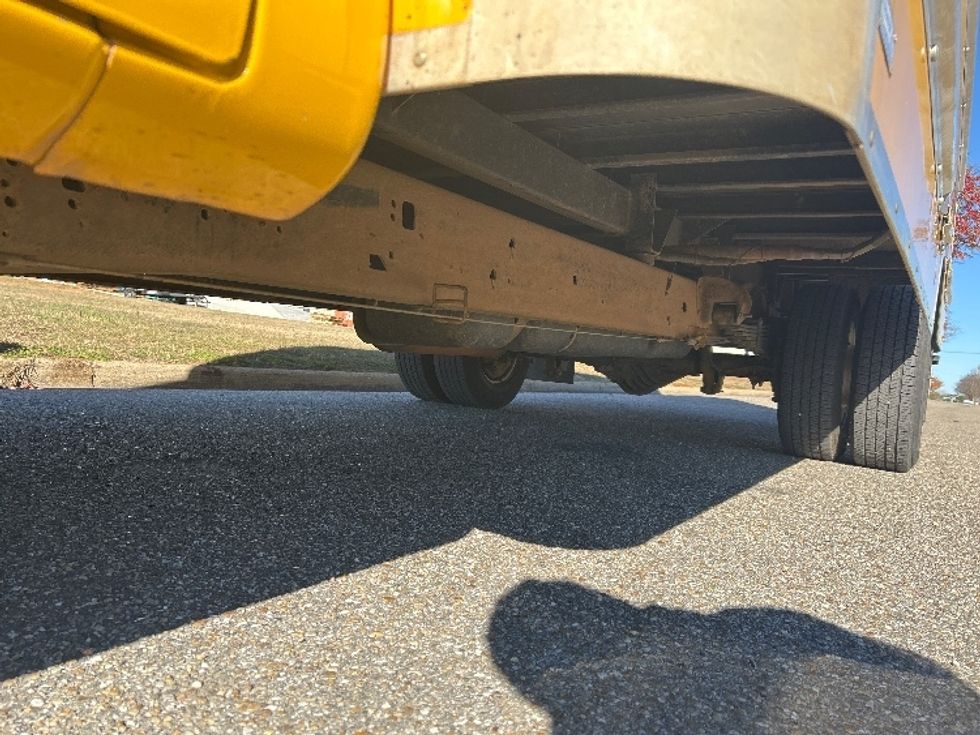 Light Duty Box Truck-Light and Medium Duty Trucks-GMC-2021-Savana G33903-Montgomery-AL-108,055\n\t\tmiles-$ 26,500 - Image 5