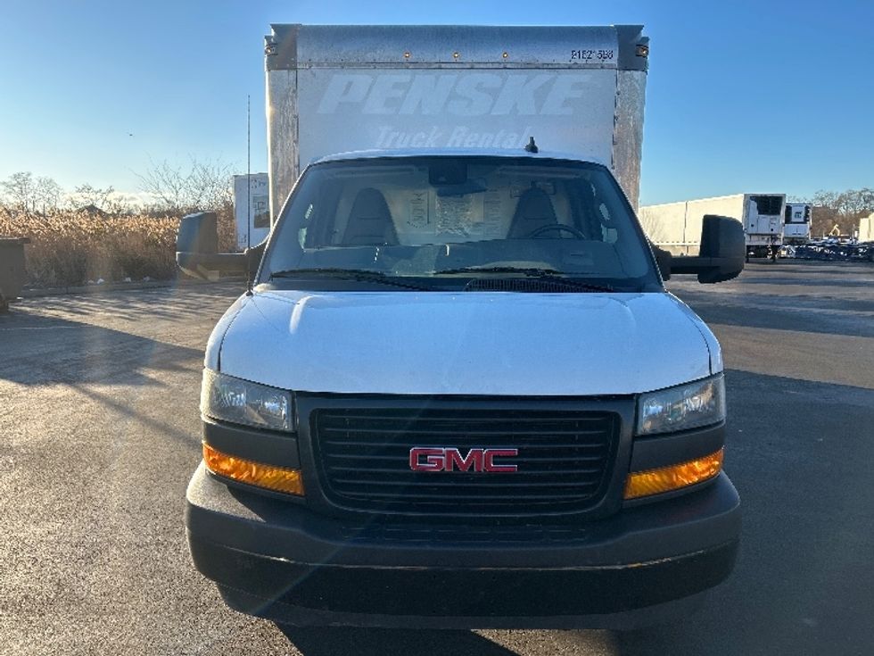 Light Duty Box Truck-Light and Medium Duty Trucks-GMC-2021-Savana G33903-Montgomery-NY-101,006\n\t\tmiles-$ 27,750 - Image 2