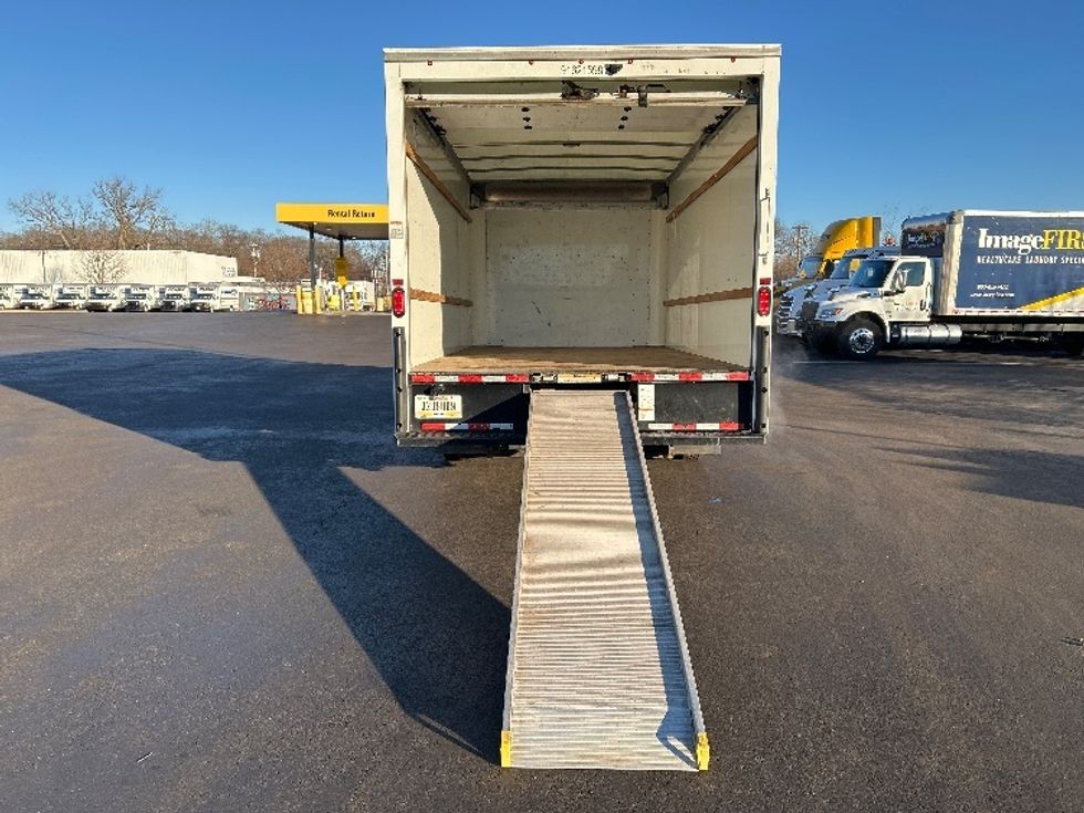 Light Duty Box Truck-Light and Medium Duty Trucks-GMC-2021-Savana G33903-Montgomery-NY-101,006\n\t\tmiles-$ 27,750 - Image 9