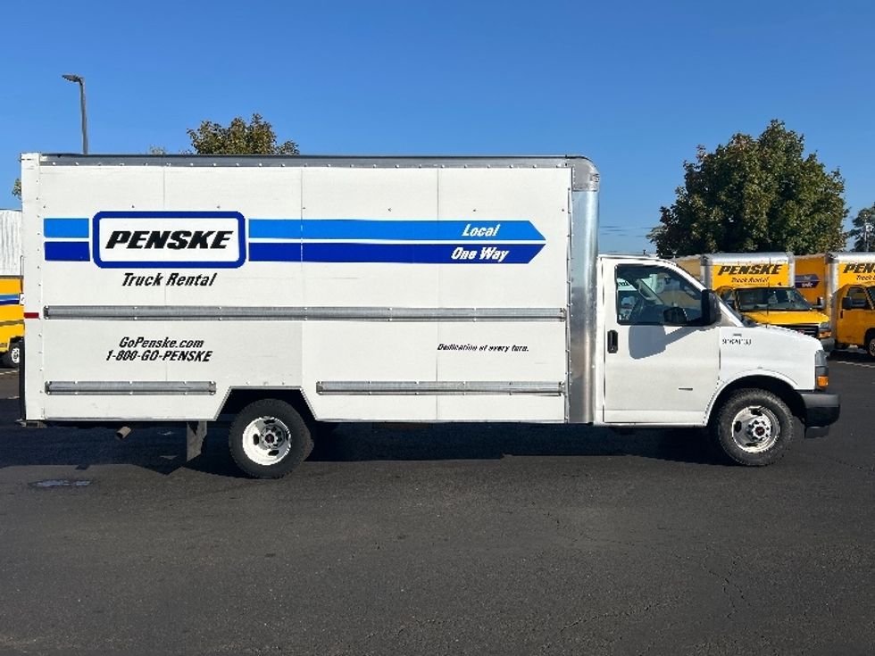 Light Duty Box Truck-Light and Medium Duty Trucks-GMC-2021-Savana G33903-Montgomery-NY-104,900\n\t\tmiles-$ 27,250 - Image 13