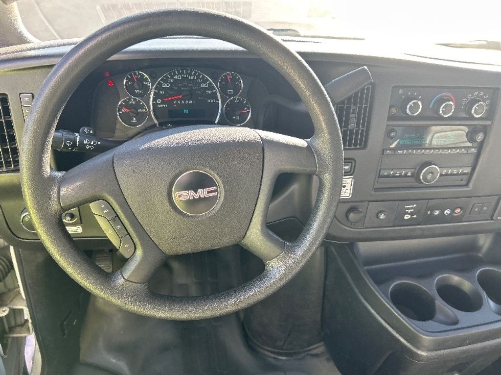 Light Duty Box Truck-Light and Medium Duty Trucks-GMC-2021-Savana G33903-Montgomery-NY-104,900\n\t\tmiles-$ 27,250 - Image 16