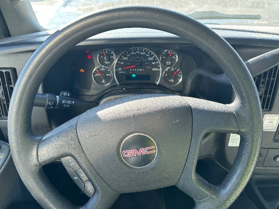 Light Duty Box Truck-Light and Medium Duty Trucks-GMC-2021-Savana G33903-Montgomery-NY-106,425\n\t\tmiles-$ 27,000 - Image 15