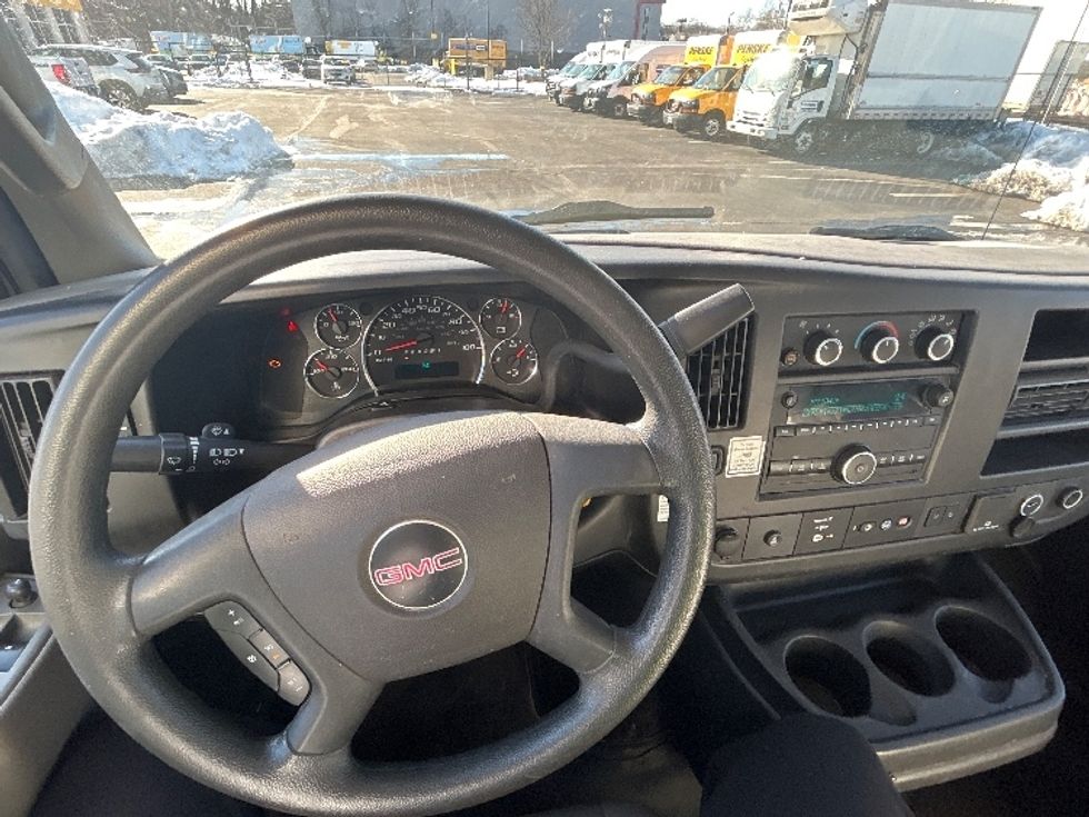 Light Duty Box Truck-Light and Medium Duty Trucks-GMC-2021-Savana G33903-Montgomery-NY-106,425\n\t\tmiles-$ 27,000 - Image 16