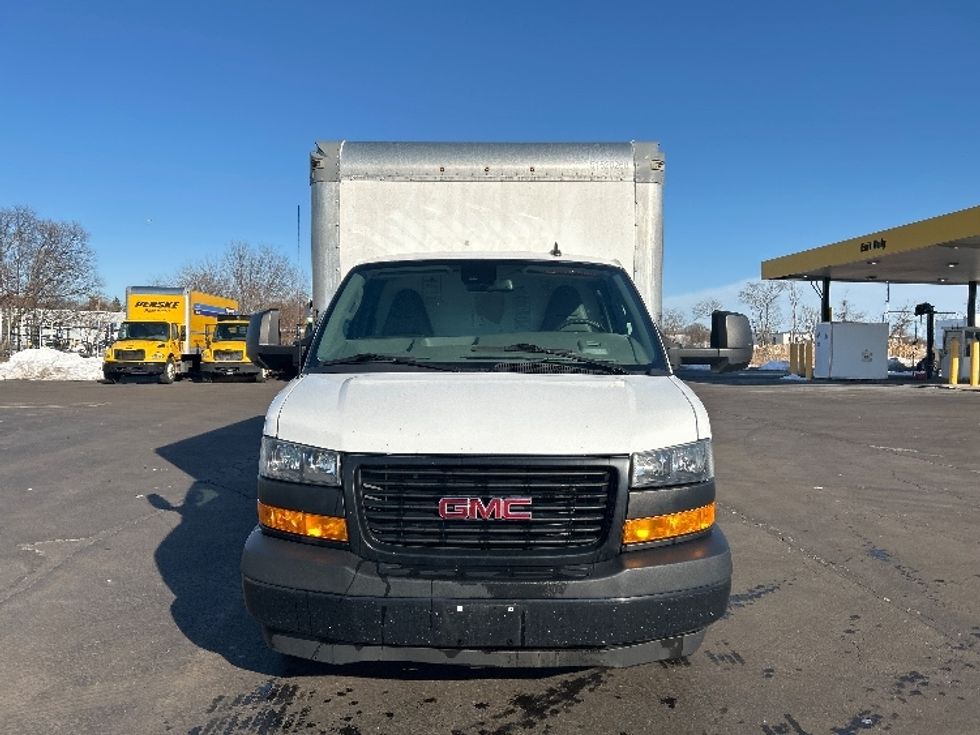 Light Duty Box Truck-Light and Medium Duty Trucks-GMC-2021-Savana G33903-Montgomery-NY-106,425\n\t\tmiles-$ 27,000 - Image 2