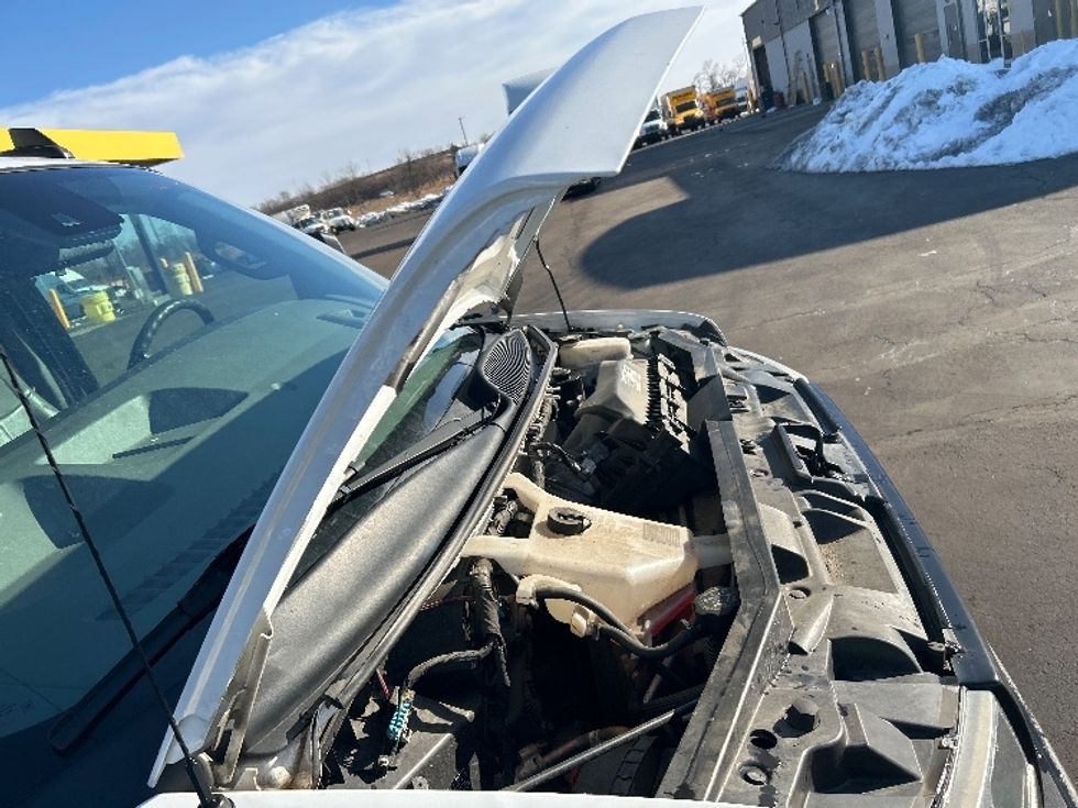 Light Duty Box Truck-Light and Medium Duty Trucks-GMC-2021-Savana G33903-Montgomery-NY-106,425\n\t\tmiles-$ 27,000 - Image 21