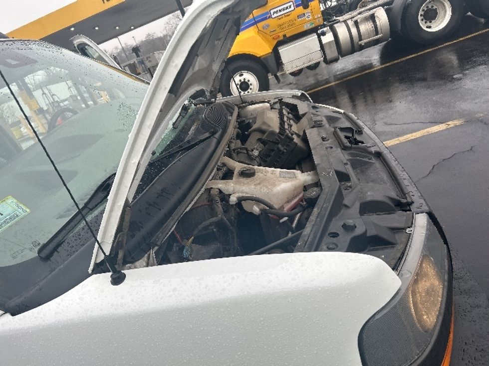 Light Duty Box Truck-Light and Medium Duty Trucks-GMC-2021-Savana G33903-Montgomery-NY-113,874\n\t\tmiles-$ 26,250 - Image 21