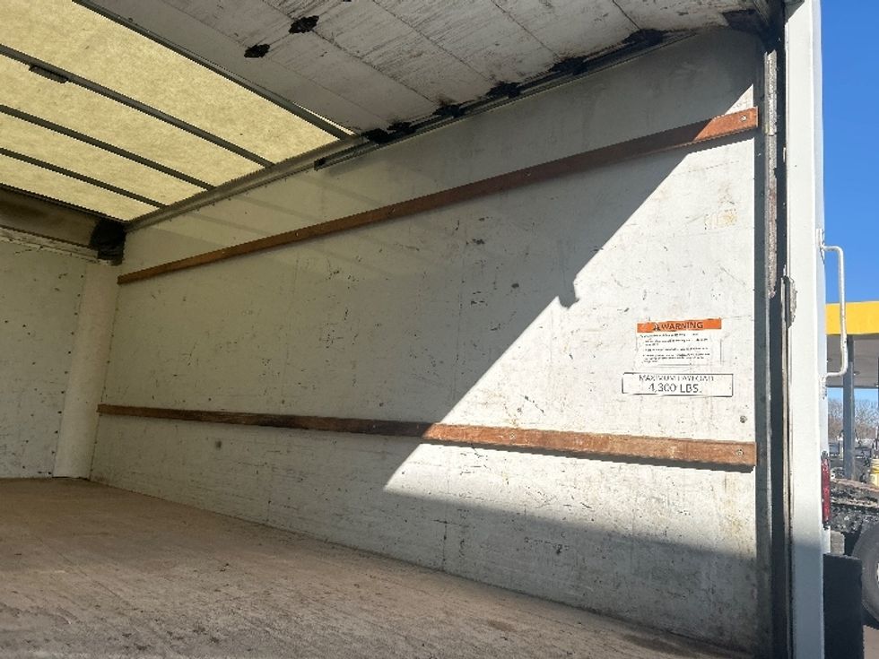 Light Duty Box Truck-Light and Medium Duty Trucks-GMC-2021-Savana G33903-Montgomery-NY-124,389\n\t\tmiles-$ 25,000 - Image 10