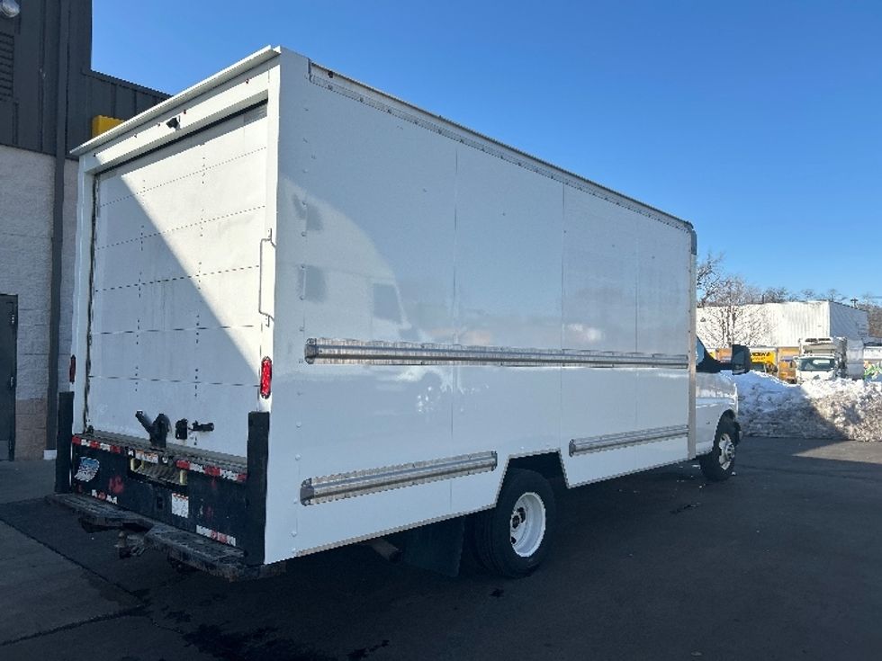 Light Duty Box Truck-Light and Medium Duty Trucks-GMC-2021-Savana G33903-Montgomery-NY-124,389\n\t\tmiles-$ 25,000 - Image 11