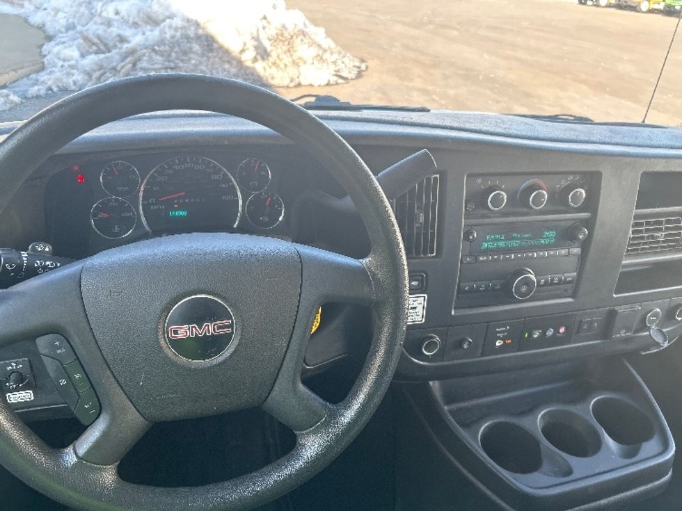 Light Duty Box Truck-Light and Medium Duty Trucks-GMC-2021-Savana G33903-Montgomery-NY-124,389\n\t\tmiles-$ 25,000 - Image 16