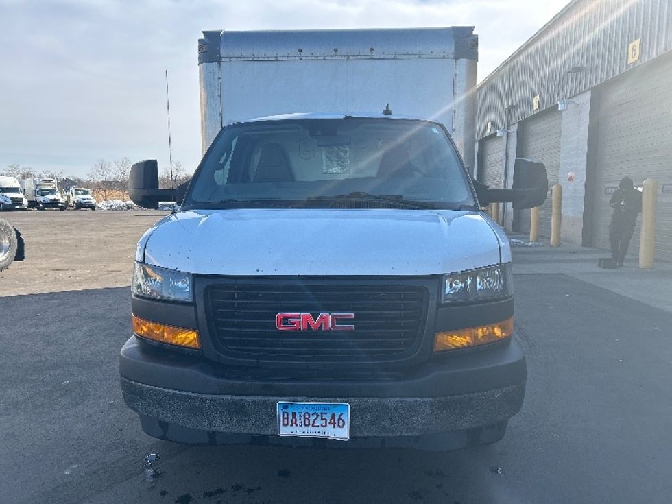 Light Duty Box Truck-Light and Medium Duty Trucks-GMC-2021-Savana G33903-Montgomery-NY-124,389\n\t\tmiles-$ 25,000 - Image 2