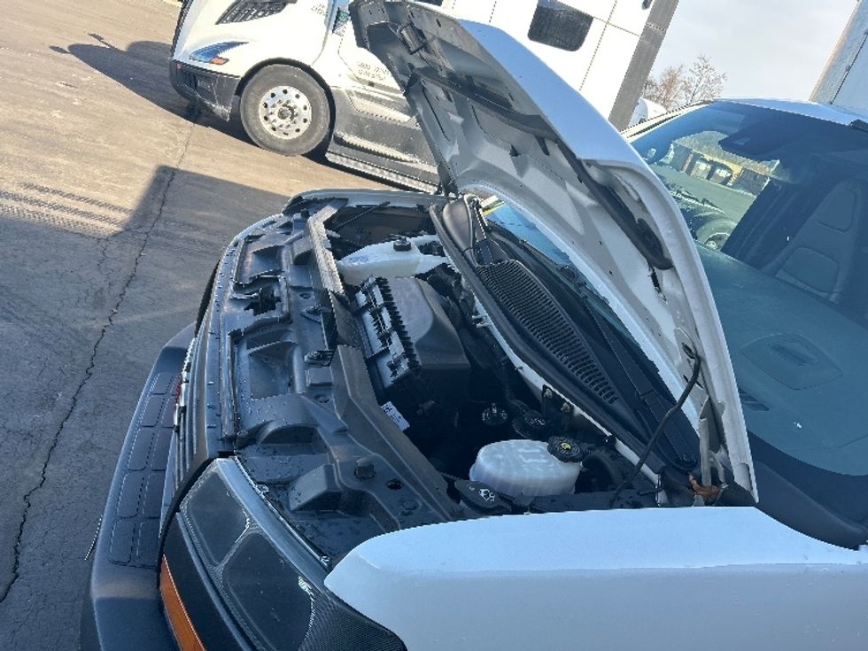 Light Duty Box Truck-Light and Medium Duty Trucks-GMC-2021-Savana G33903-Montgomery-NY-124,389\n\t\tmiles-$ 25,000 - Image 22