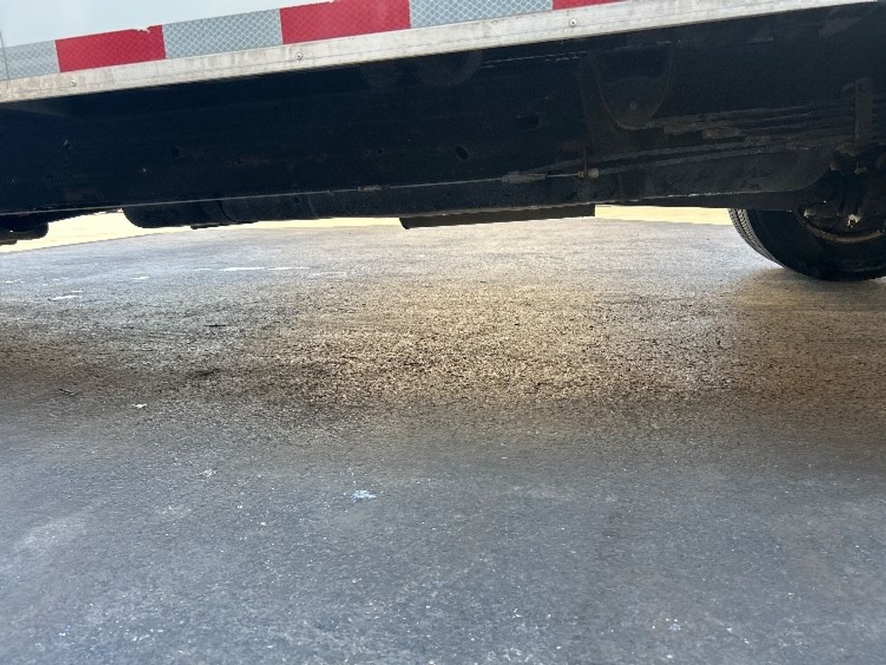 Light Duty Box Truck-Light and Medium Duty Trucks-GMC-2021-Savana G33903-Montgomery-NY-124,389\n\t\tmiles-$ 25,000 - Image 5