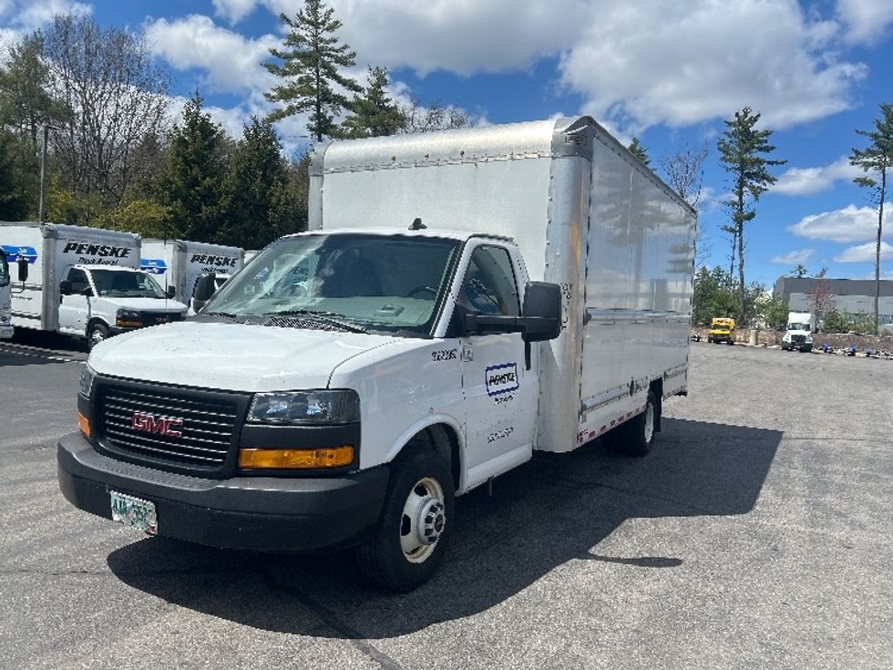 Light Duty Box Truck-Light and Medium Duty Trucks-GMC-2021-Savana G33903-Montgomery-NY-75,192\n\t\tmiles-$ 35,750 - Image 3