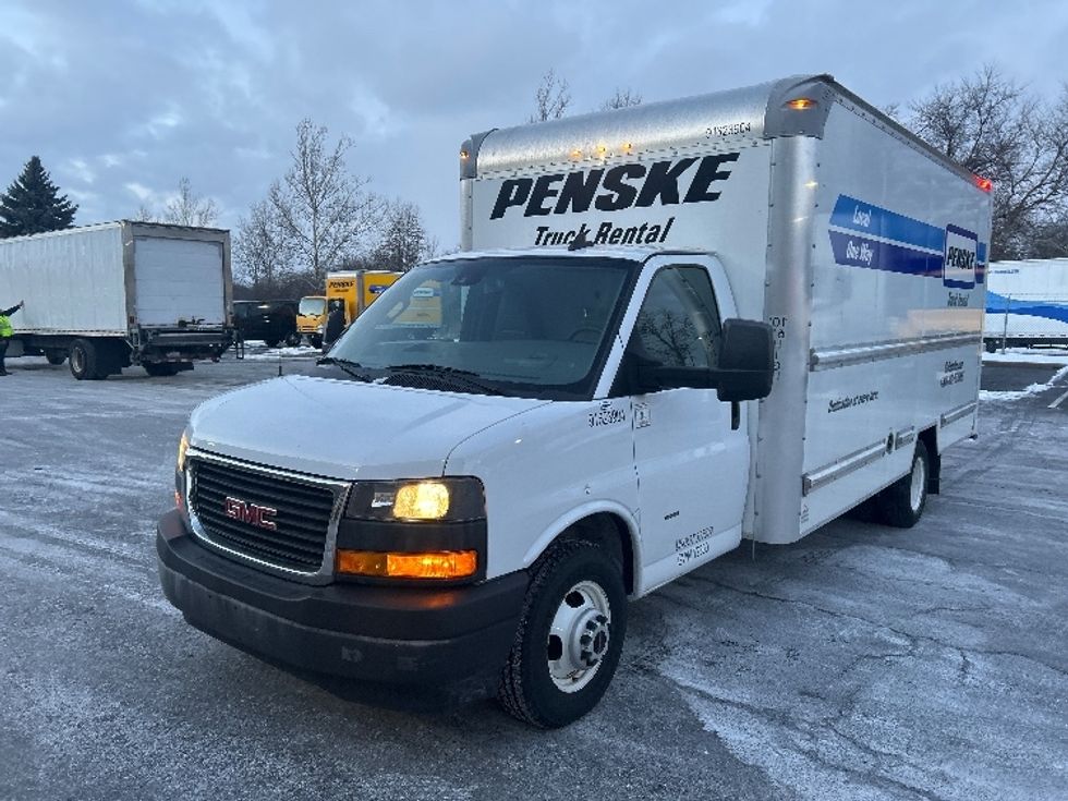 Light Duty Box Truck-Light and Medium Duty Trucks-GMC-2021-Savana G33903-Montgomery-NY-86,903\n\t\tmiles-$ 29,250 - Image 3