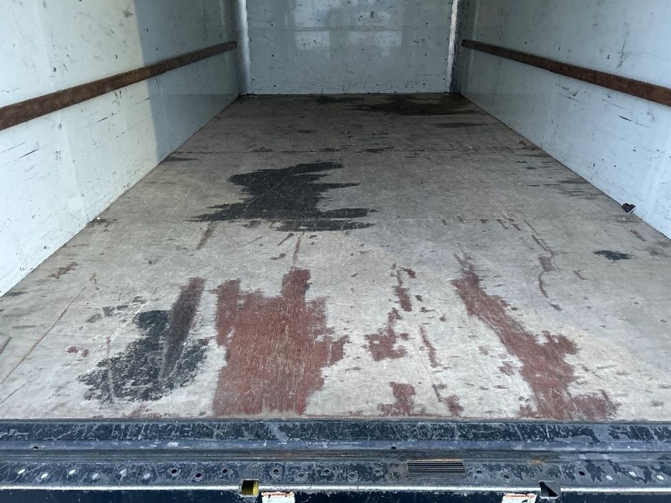 Light Duty Box Truck-Light and Medium Duty Trucks-GMC-2021-Savana G33903-Montgomery-NY-86,903\n\t\tmiles-$ 29,250 - Image 9