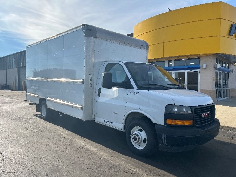 Light Duty Box Truck-Light and Medium Duty Trucks-GMC-2021-Savana G33903-Montgomery-NY-96,426\n\t\tmiles-$ 28,000 - Image 1