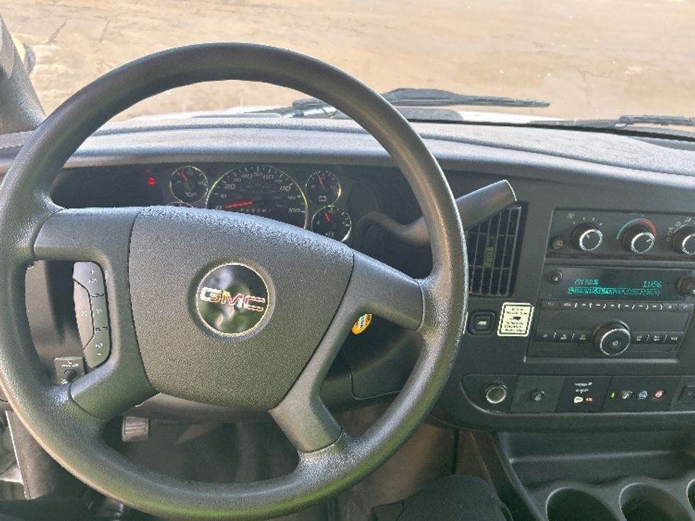 Light Duty Box Truck-Light and Medium Duty Trucks-GMC-2021-Savana G33903-Montgomery-NY-96,426\n\t\tmiles-$ 28,000 - Image 16