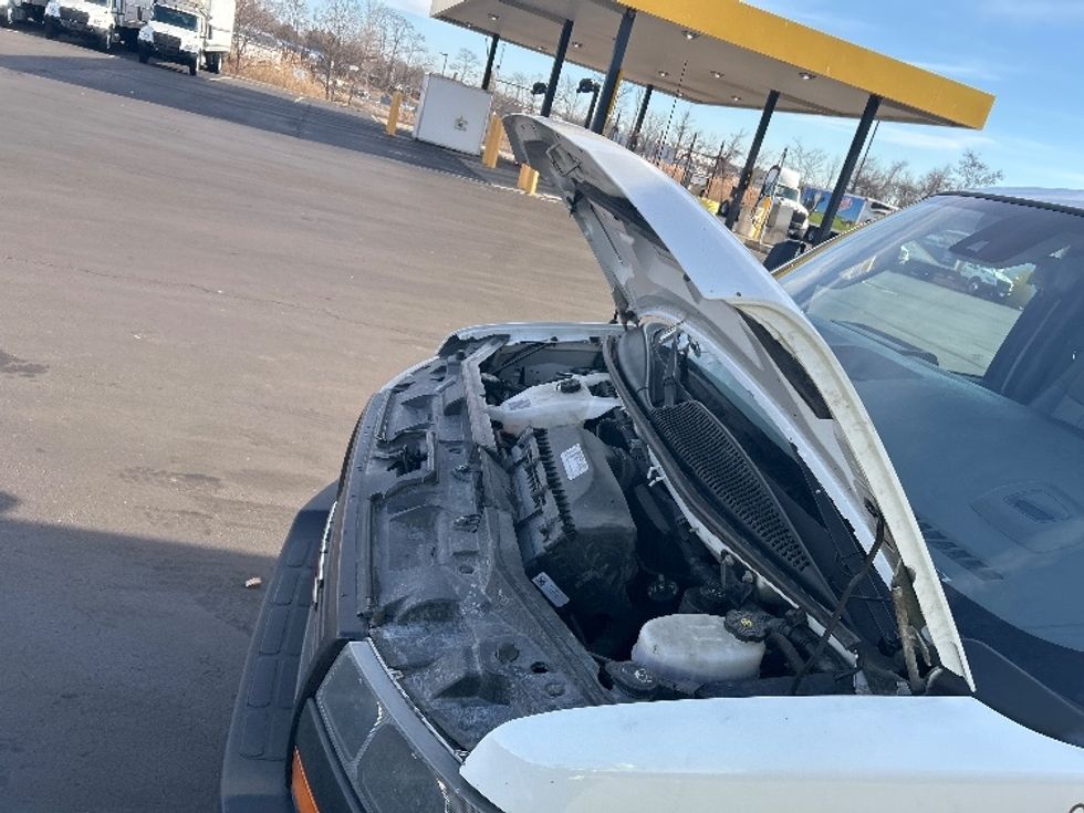 Light Duty Box Truck-Light and Medium Duty Trucks-GMC-2021-Savana G33903-Montgomery-NY-96,426\n\t\tmiles-$ 28,000 - Image 22