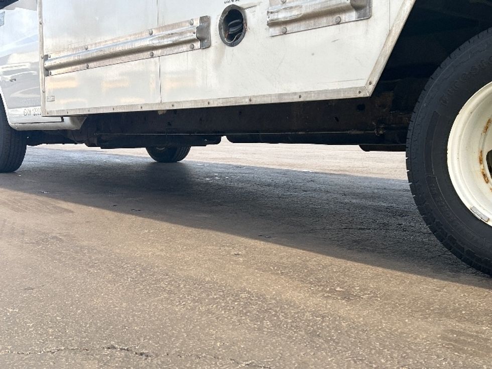 Light Duty Box Truck-Light and Medium Duty Trucks-GMC-2021-Savana G33903-Montgomery-NY-96,426\n\t\tmiles-$ 28,000 - Image 5