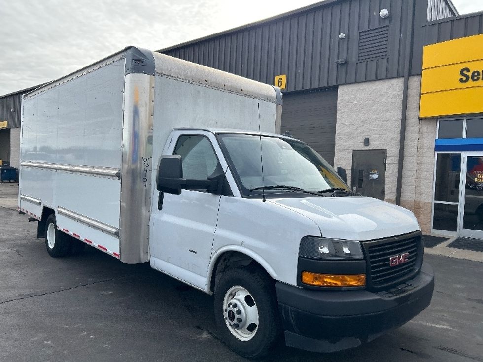 Light Duty Box Truck-Light and Medium Duty Trucks-GMC-2021-Savana G33903-Montgomery-NY-97,206\n\t\tmiles-$ 28,000 - Image 1