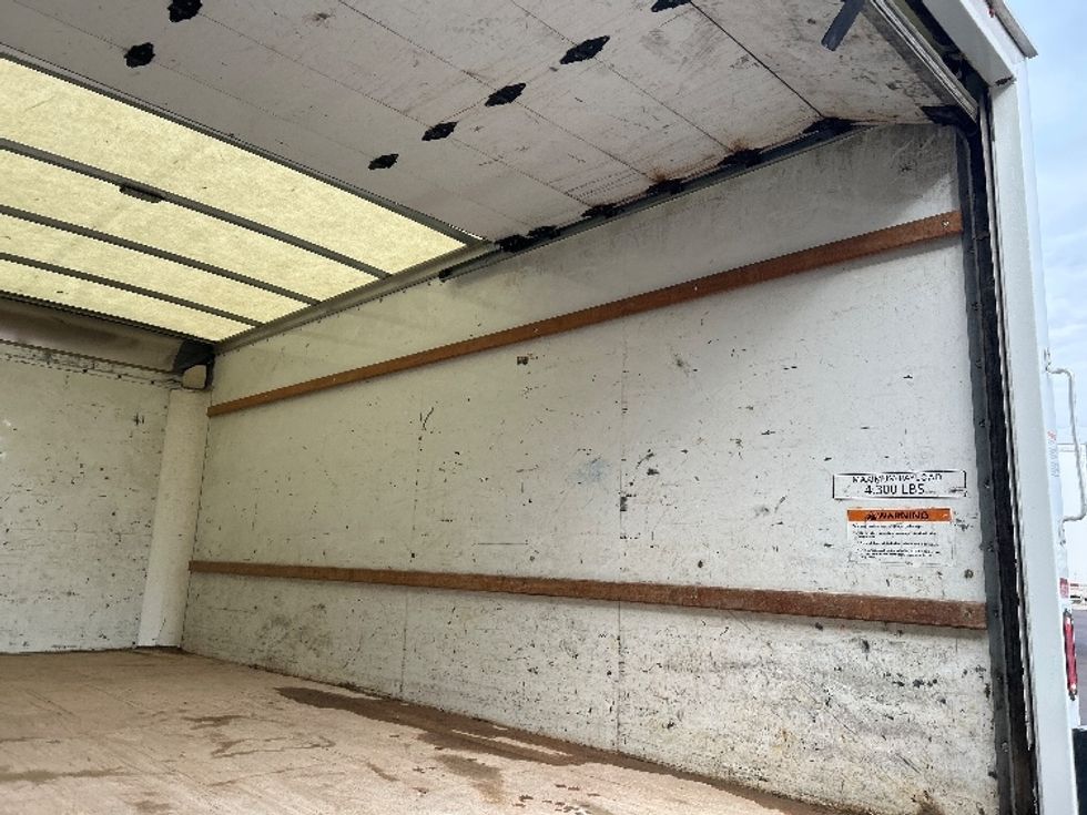 Light Duty Box Truck-Light and Medium Duty Trucks-GMC-2021-Savana G33903-Montgomery-NY-97,206\n\t\tmiles-$ 28,000 - Image 10