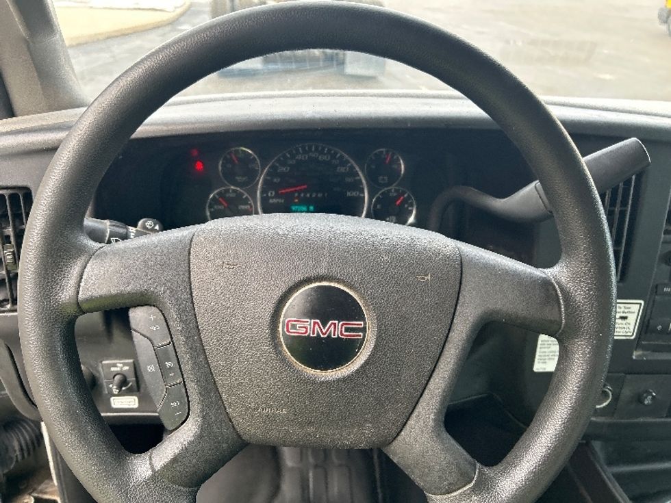 Light Duty Box Truck-Light and Medium Duty Trucks-GMC-2021-Savana G33903-Montgomery-NY-97,206\n\t\tmiles-$ 28,000 - Image 15