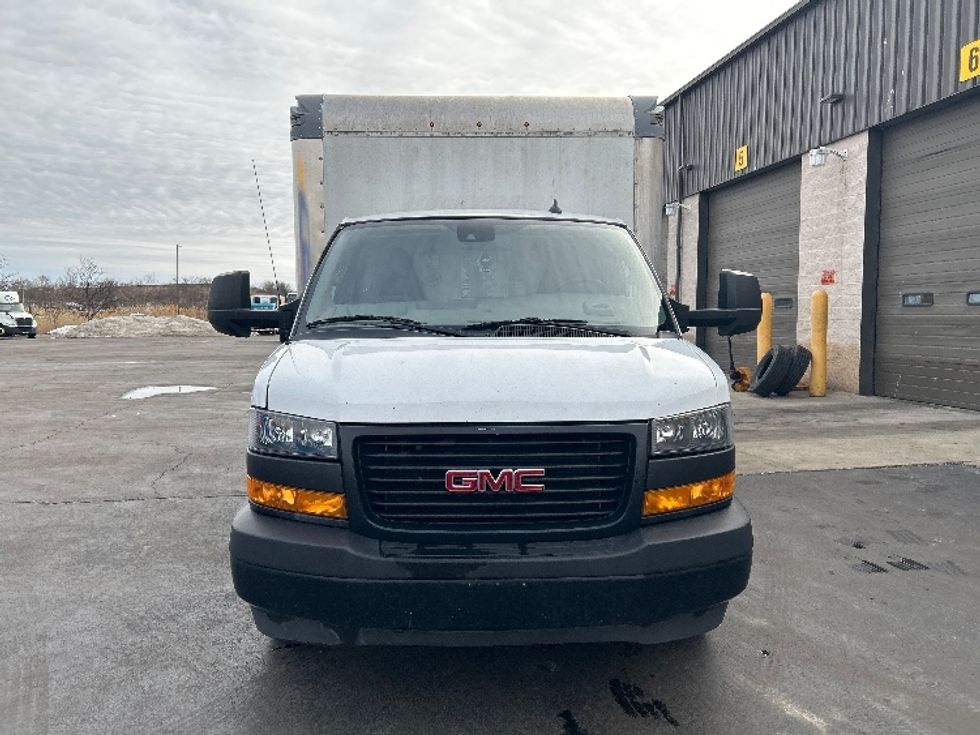 Light Duty Box Truck-Light and Medium Duty Trucks-GMC-2021-Savana G33903-Montgomery-NY-97,206\n\t\tmiles-$ 28,000 - Image 2