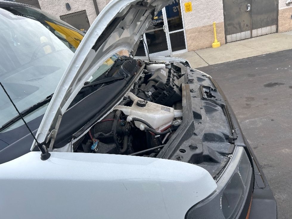 Light Duty Box Truck-Light and Medium Duty Trucks-GMC-2021-Savana G33903-Montgomery-NY-97,206\n\t\tmiles-$ 28,000 - Image 21