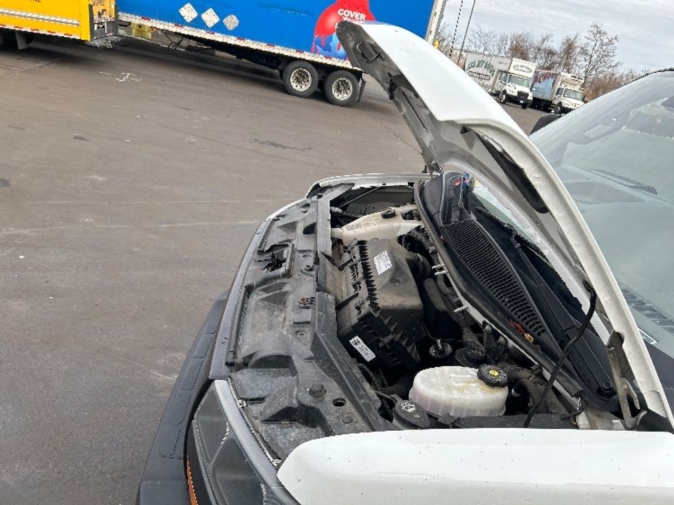 Light Duty Box Truck-Light and Medium Duty Trucks-GMC-2021-Savana G33903-Montgomery-NY-97,206\n\t\tmiles-$ 28,000 - Image 22