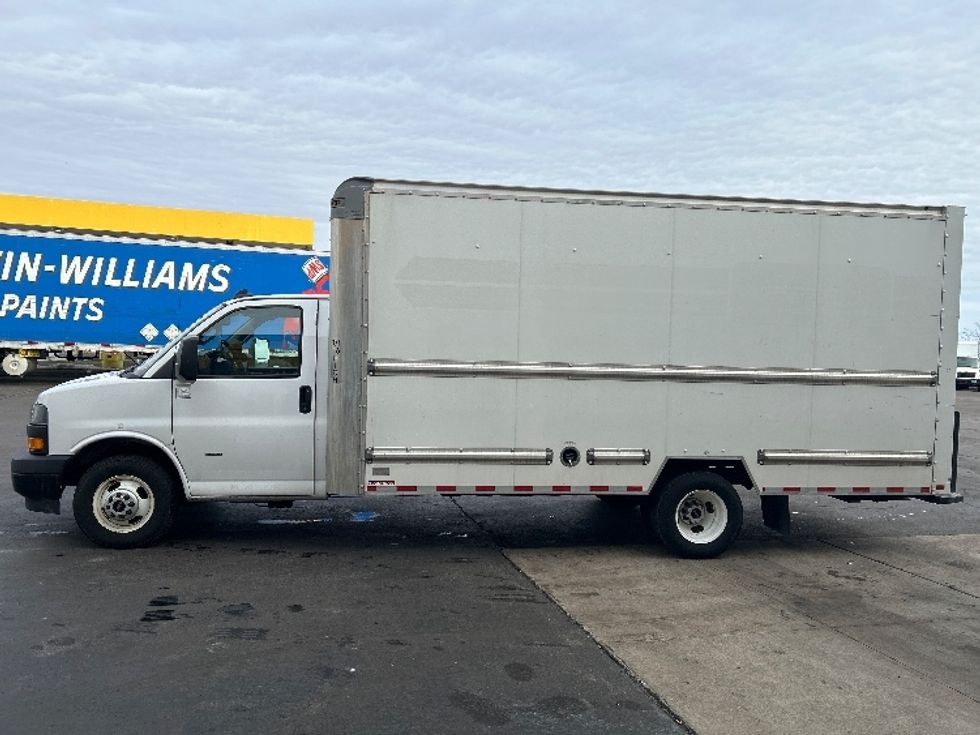 Light Duty Box Truck-Light and Medium Duty Trucks-GMC-2021-Savana G33903-Montgomery-NY-97,206\n\t\tmiles-$ 28,000 - Image 4