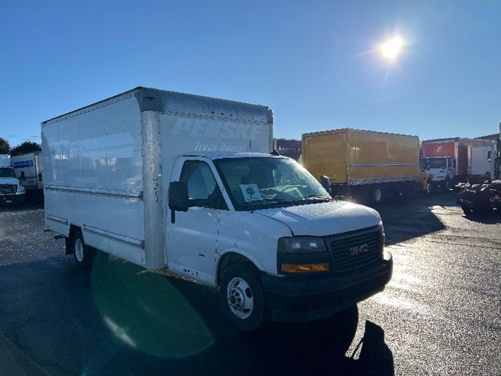 Light Duty Box Truck-Light and Medium Duty Trucks-GMC-2021-Savana G33903-Montgomery-NY-99,666\n\t\tmiles-$ 27,750 - Image 1