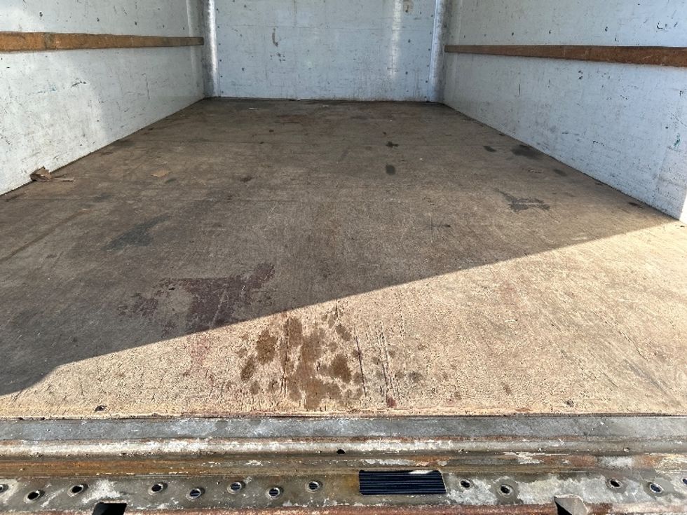 Light Duty Box Truck-Light and Medium Duty Trucks-GMC-2021-Savana G33903-Montgomery-NY-99,666\n\t\tmiles-$ 27,750 - Image 10