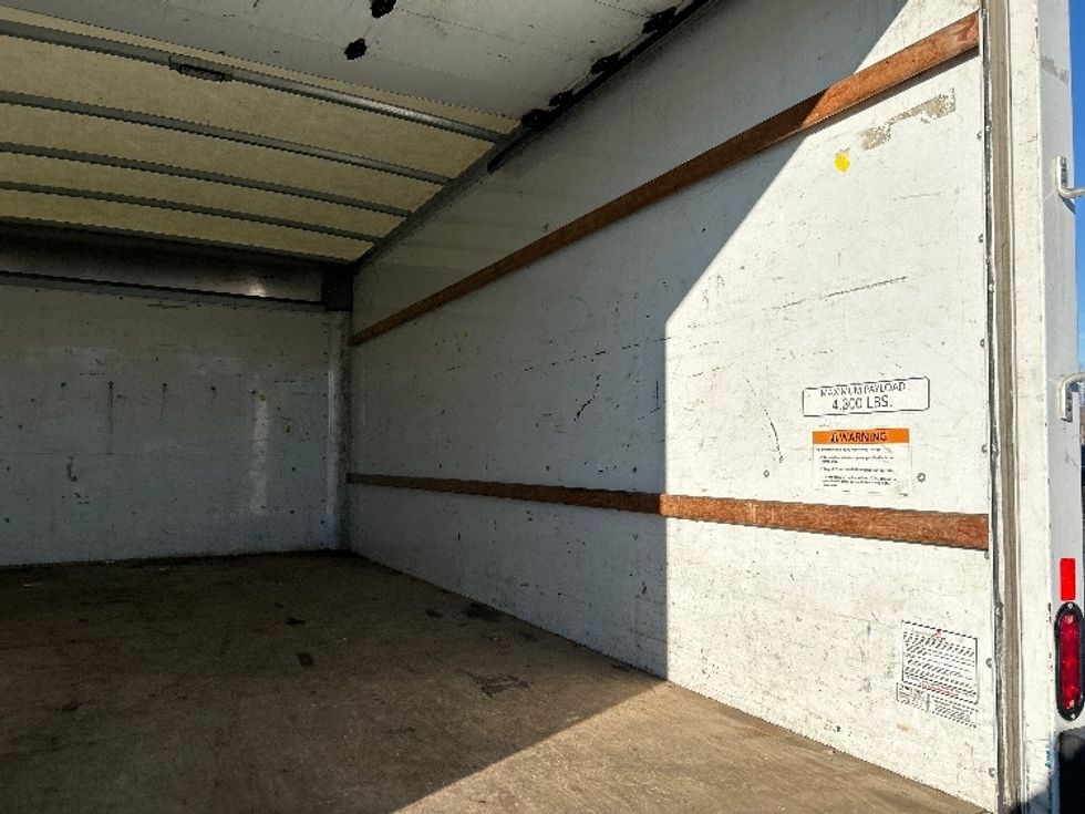 Light Duty Box Truck-Light and Medium Duty Trucks-GMC-2021-Savana G33903-Montgomery-NY-99,666\n\t\tmiles-$ 27,750 - Image 12