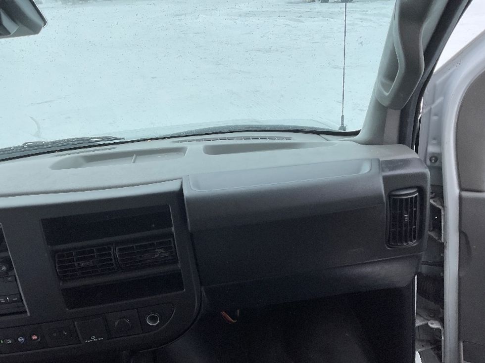 Light Duty Box Truck-Light and Medium Duty Trucks-GMC-2021-Savana G33903-Muskegon-MI-111,959\n\t\tmiles-$ 27,750 - Image 18